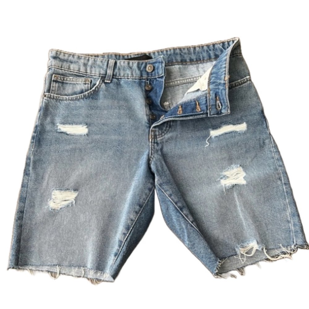Forever 21 Men NWT Distressed Mid Rise Skinny Jean Shorts - Picture 1 of 13